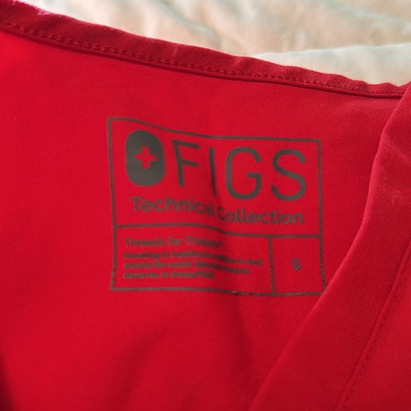 Figs Winning Red Scrub Set Sizes S/MP - Picture 2 of 3